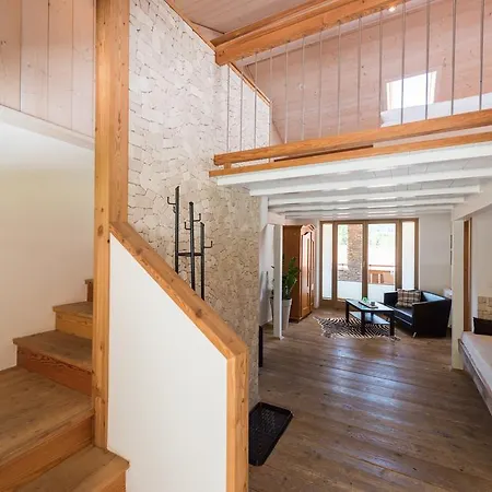 Landgut Edelweiss Bed & Breakfast 4*